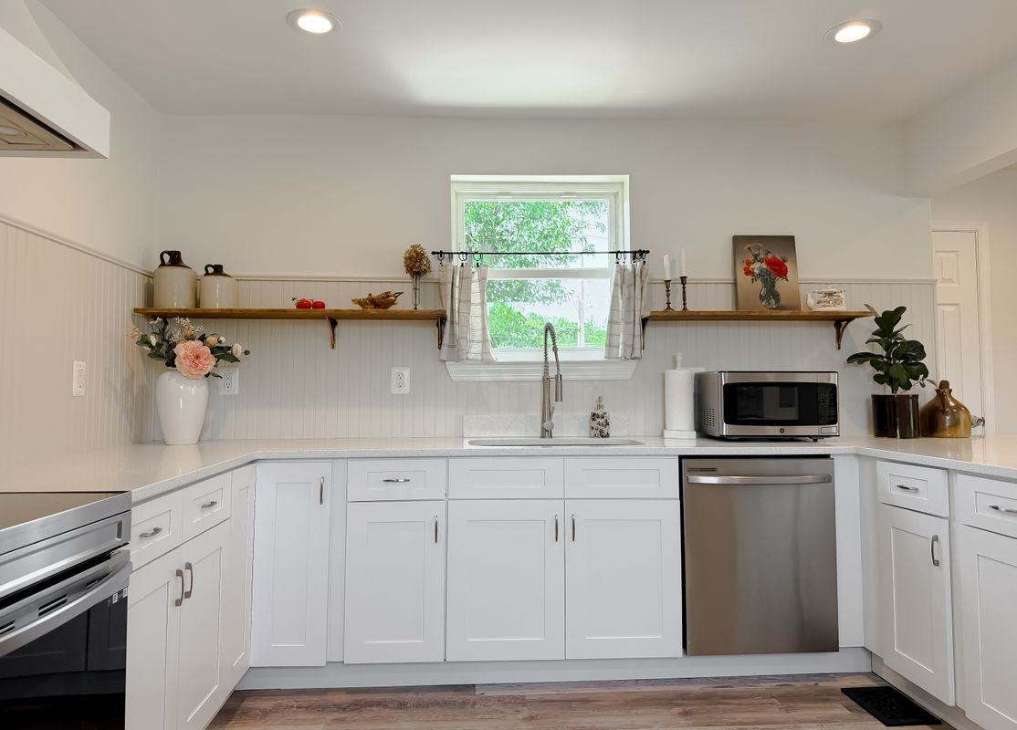 4985 Solomons Island Rd - Photo 7 of 15