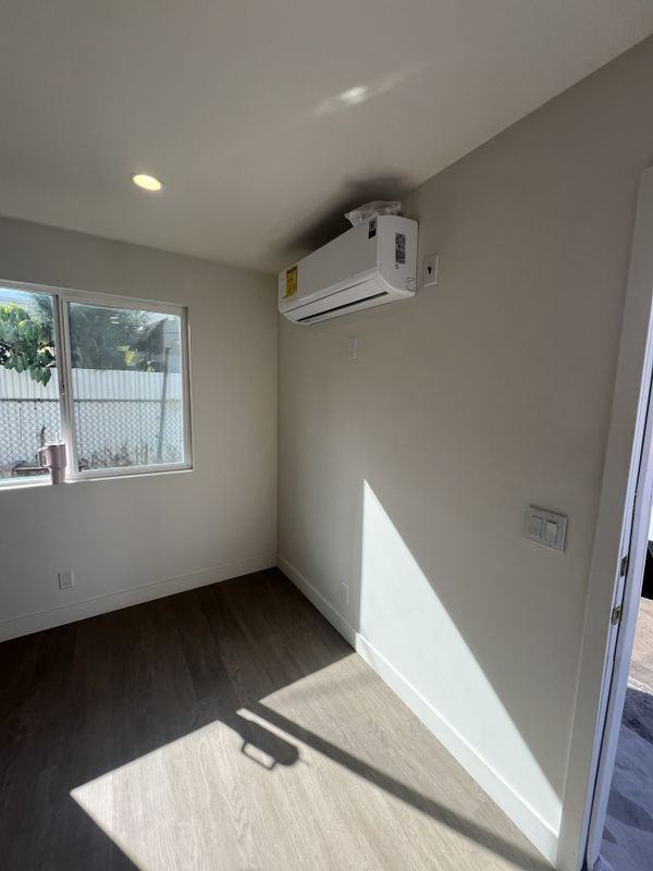 2268 Inez St - Photo 5 of 5