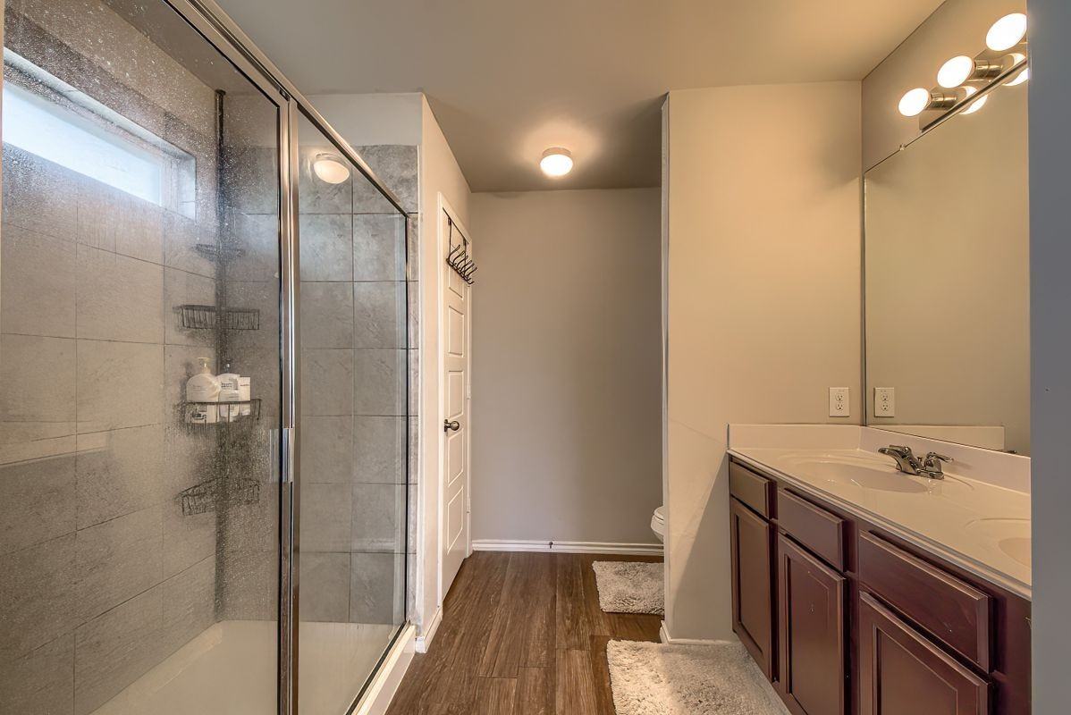 7421 Summer Blossom Ct - Photo 4 of 29