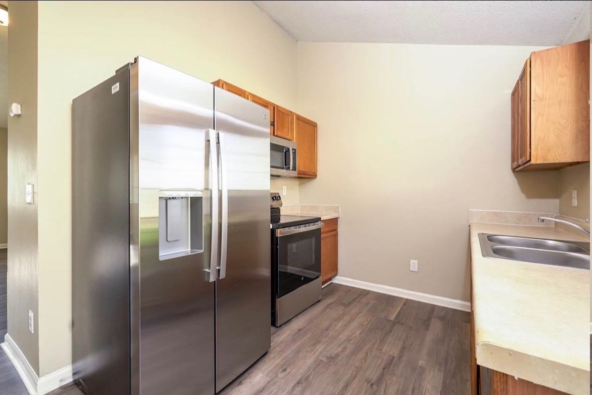 3789 Foxton Drive - Photo 2 of 6