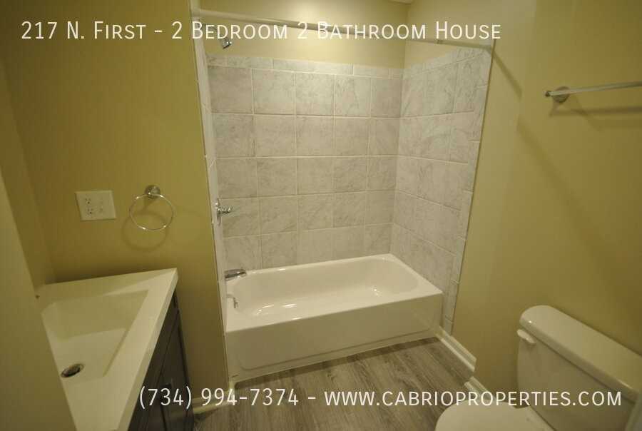 217 N. First - Photo 4 of 28