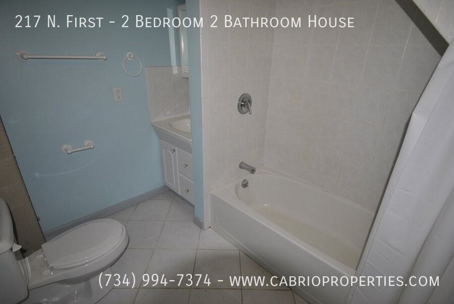 217 N. First - Photo 7 of 28