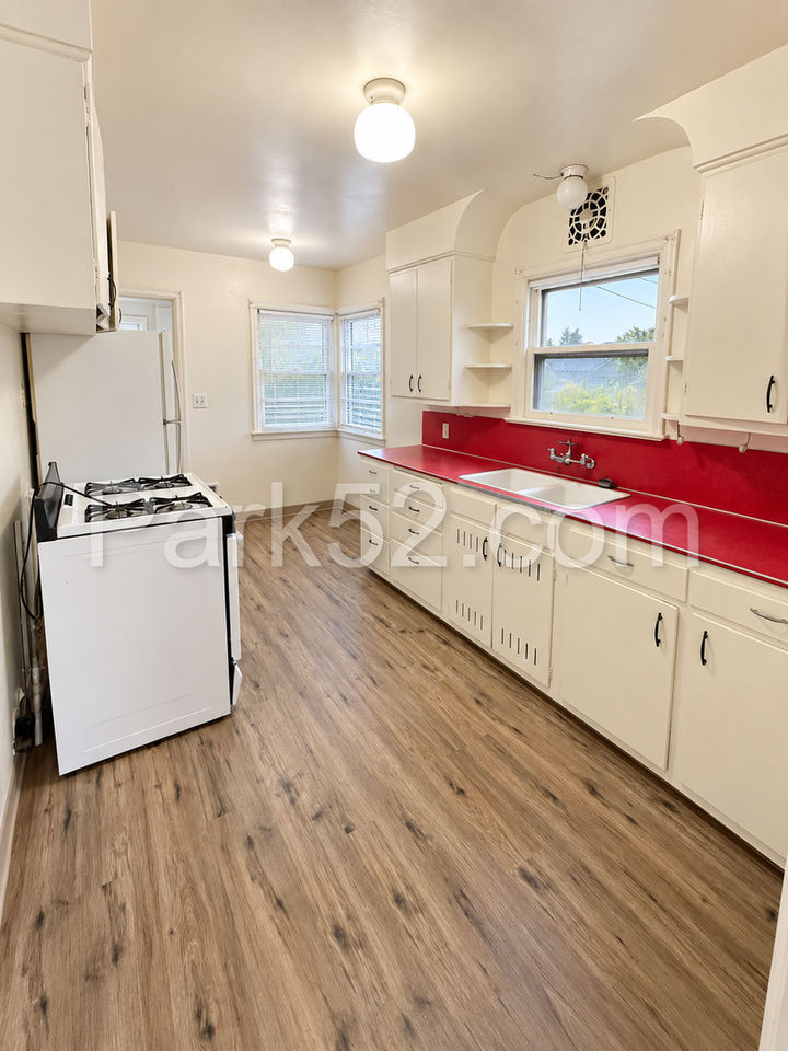1002 S Oakes St - Photo 7 of 21