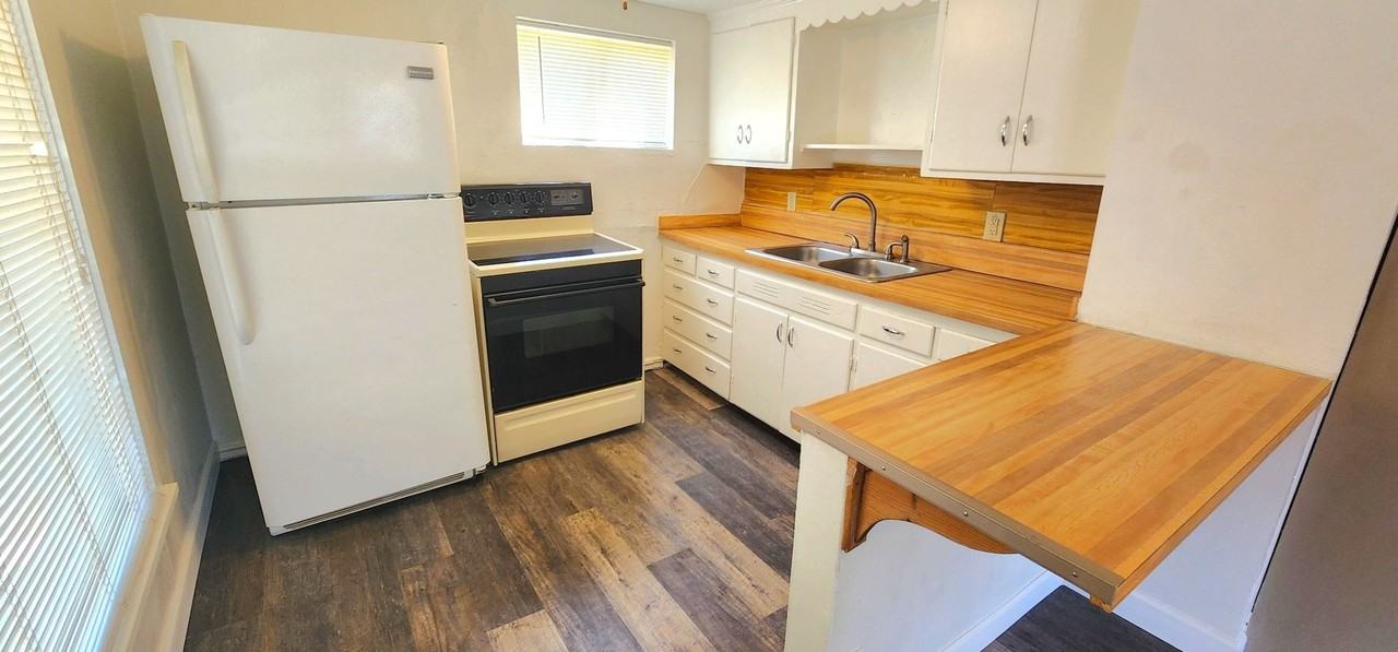 4337 Opal Ave - Photo 4 of 13