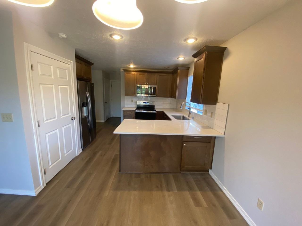6928 N Old Fort Dr - Photo 4 of 13