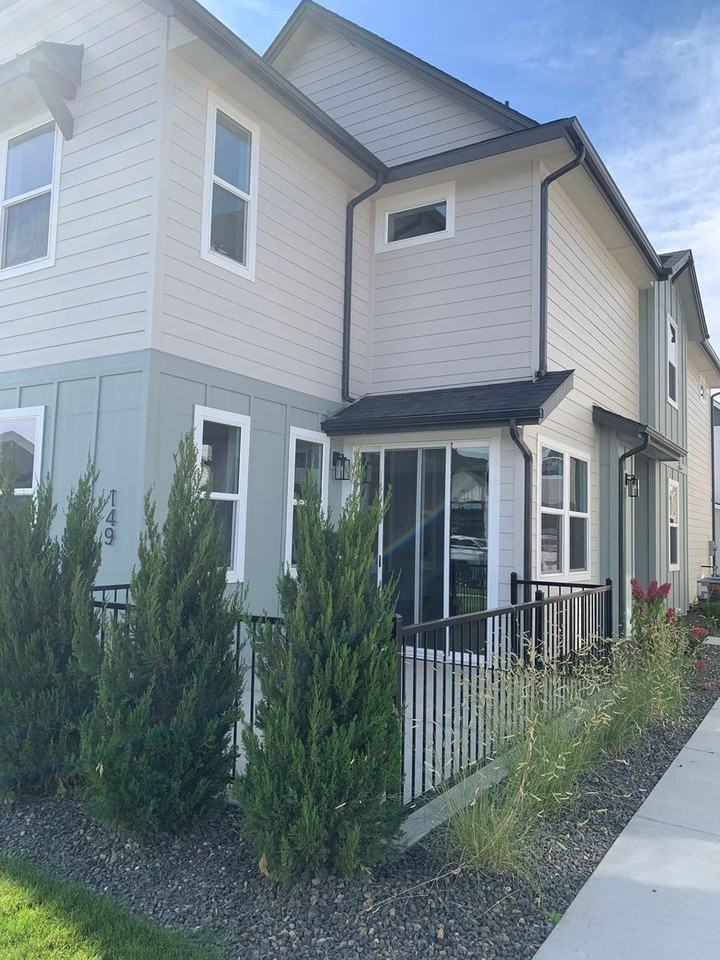 149 S Quincannon Ave - Photo 2 of 15