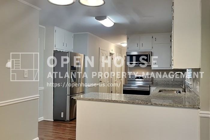 1484 Pleasant St - Photo 7 of 20