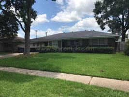 featured image of 2051 Bermuda St