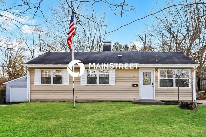 241 Chamberlin Dr - Photo 2 of 16