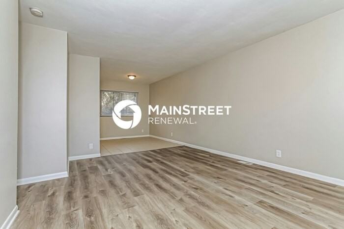 241 Chamberlin Dr - Photo 4 of 16