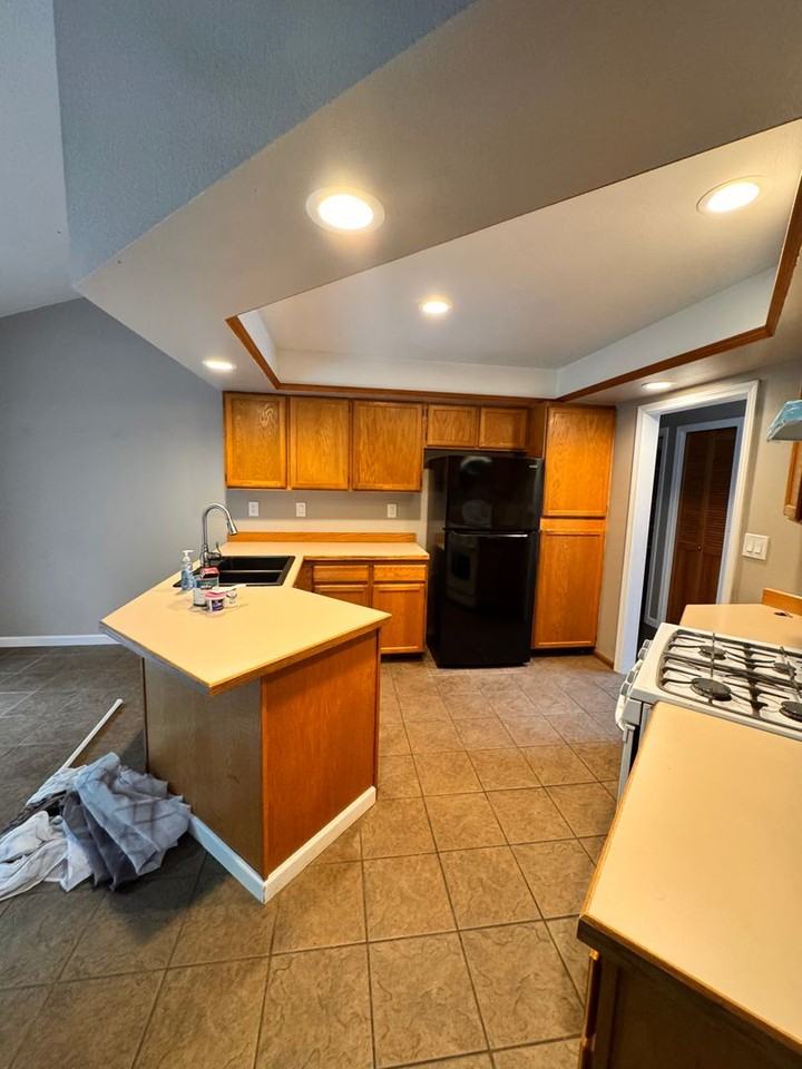 1327 Nw Vallejo Dr - Photo 3 of 16