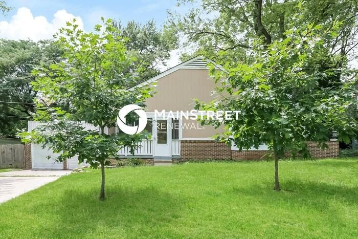 6520 Craig St - Photo 2 of 18