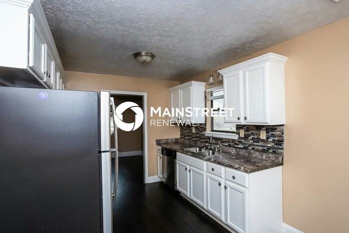 4055 Cranwood Dr - Photo 6 of 15