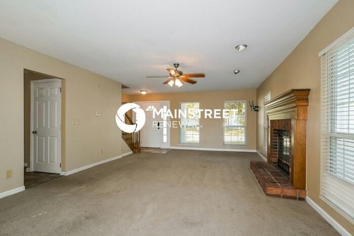 3772 Secretariat Dr - Photo 4 of 17