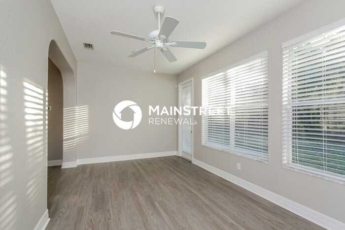 2406 Cleo St - Photo 5 of 16