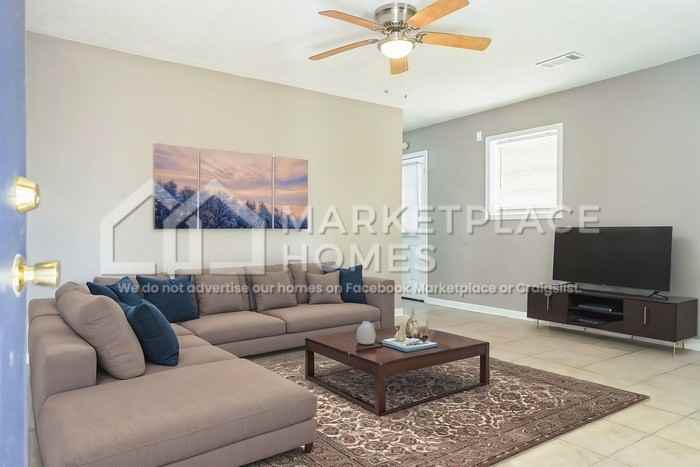 5800 Laurie Dr - Photo 5 of 23