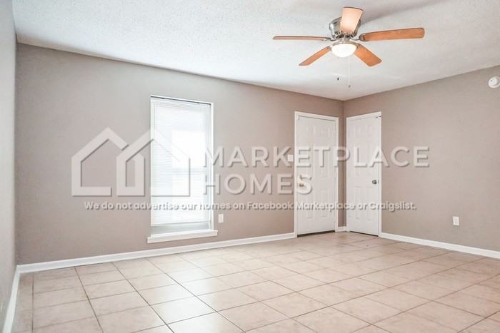 5800 Laurie Dr - Photo 7 of 23