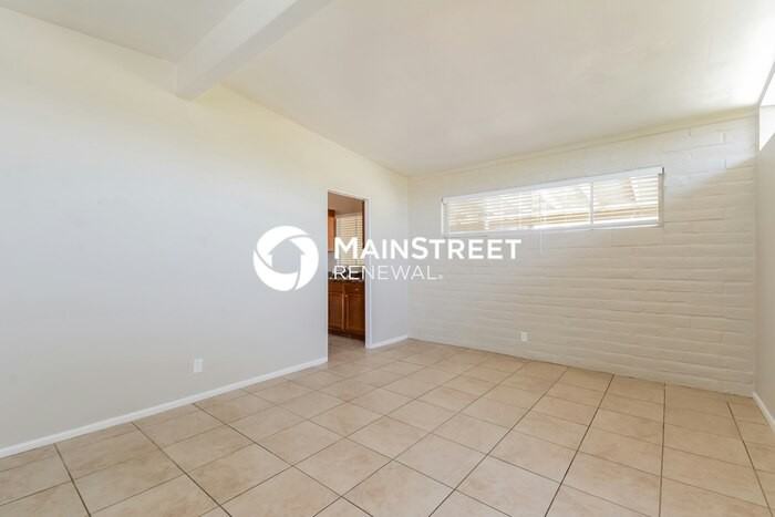 7902 E Scarlett St - Photo 2 of 16