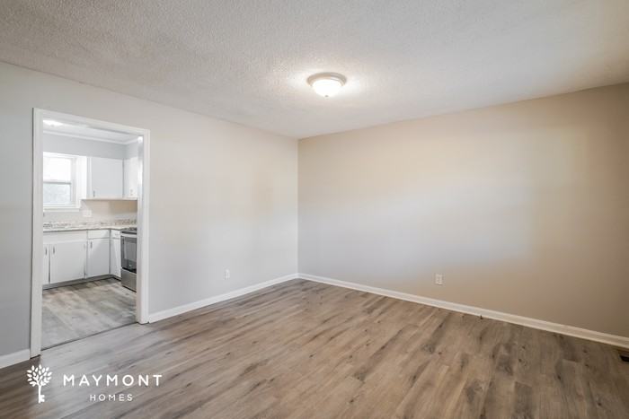 408 Richcreek Rd - Photo 5 of 12