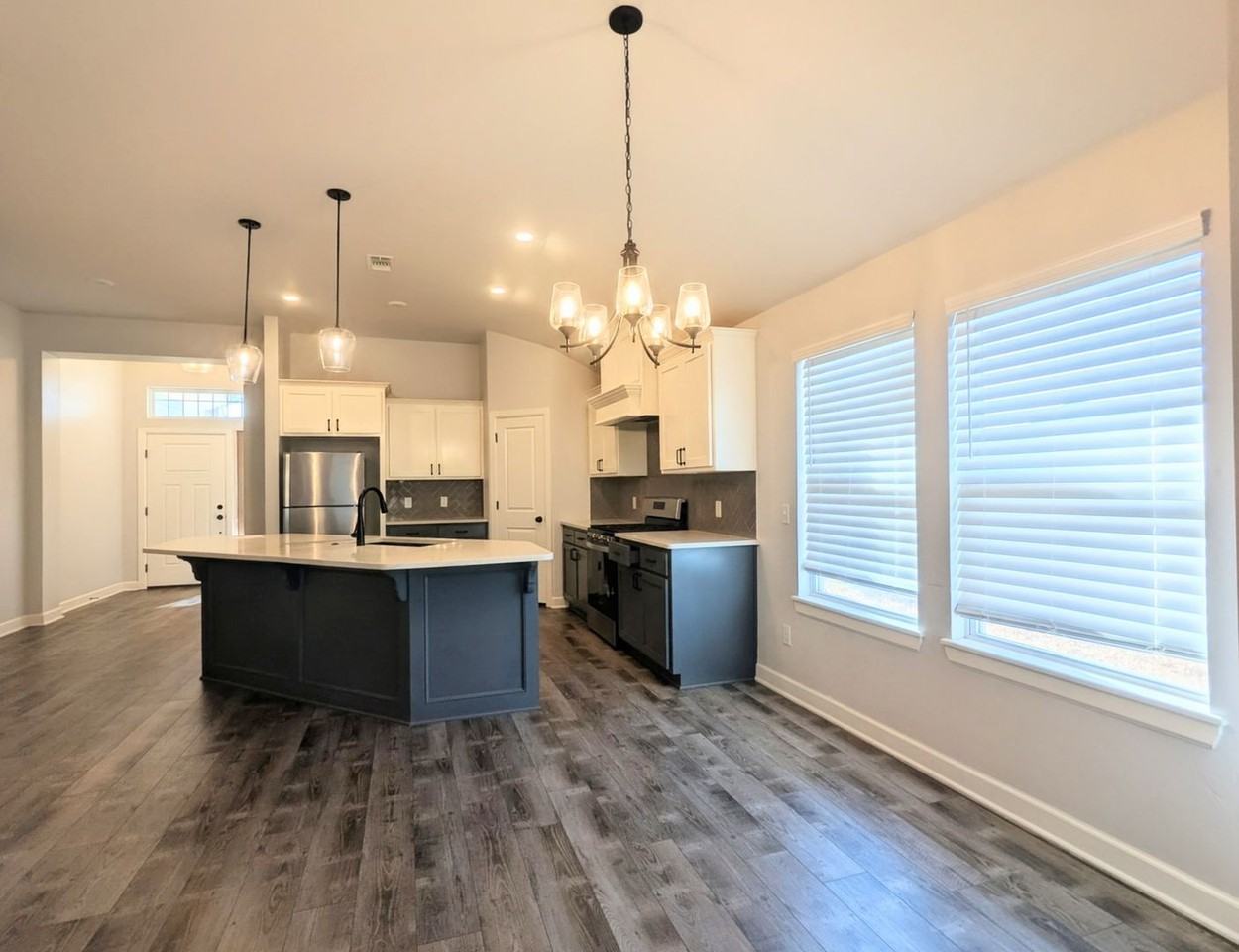 3125 Red Cedar Way - Photo 5 of 21