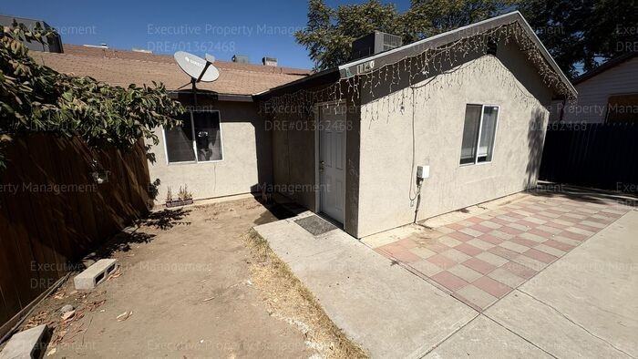 1142 8th Pl #1140 - Photo 2 of 23