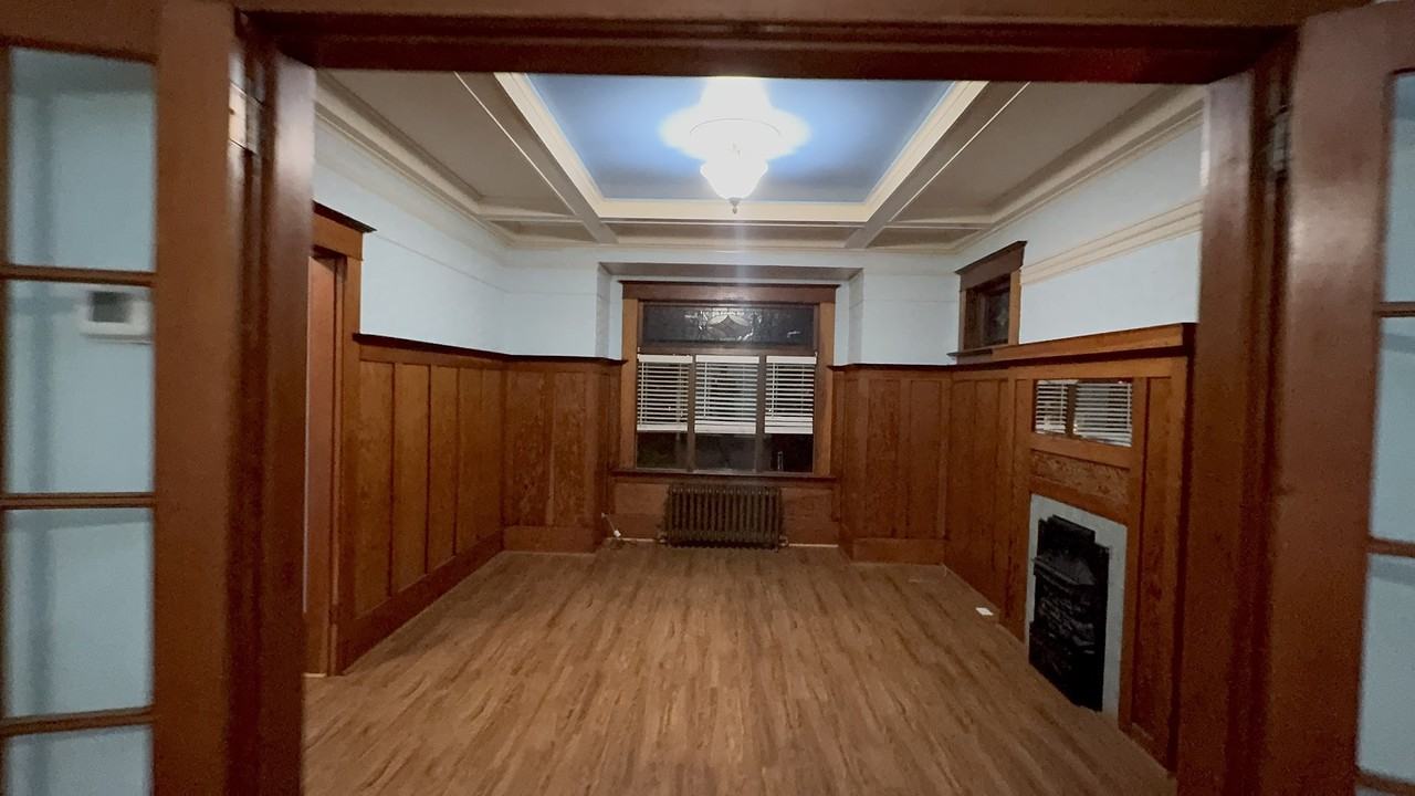 306 Esmond Avenue - Photo 5 of 14