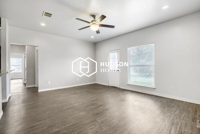 101 Pharm Hills Rd #904 - Photo 4 of 14
