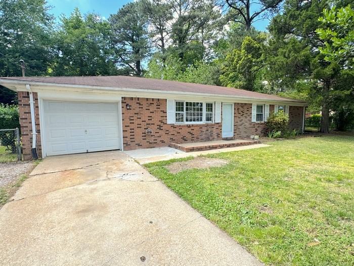 2361 Seaboard Rd - Photo 3 of 37