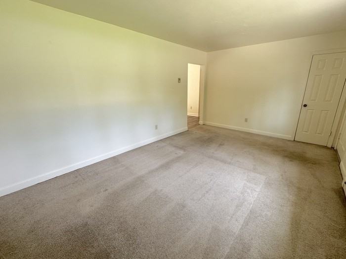 2361 Seaboard Rd - Photo 6 of 37