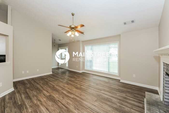 3864 Dollar Cir - Photo 3 of 15
