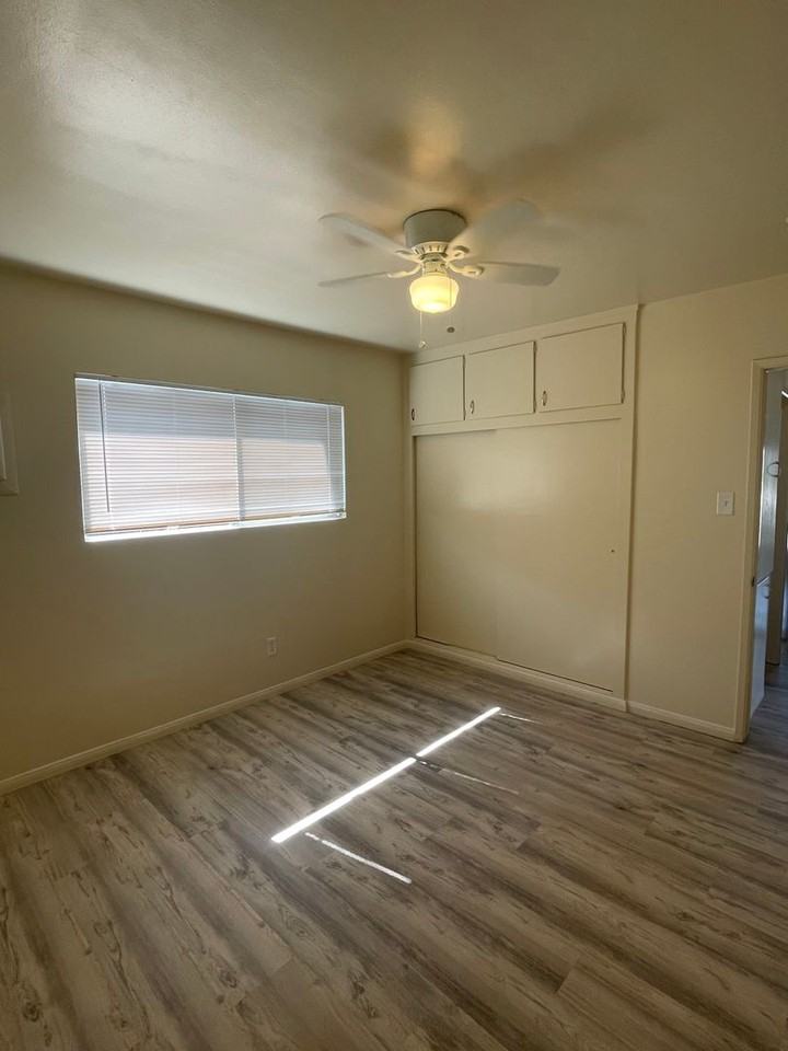 415 E Puente St - Photo 2 of 10