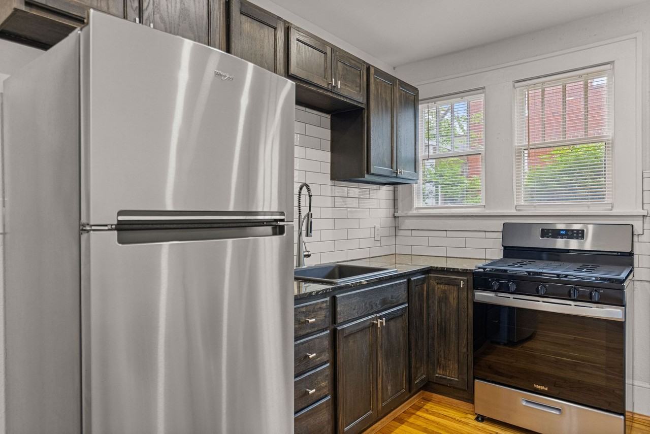 The Oaks Apartments - Photo 2 of 19