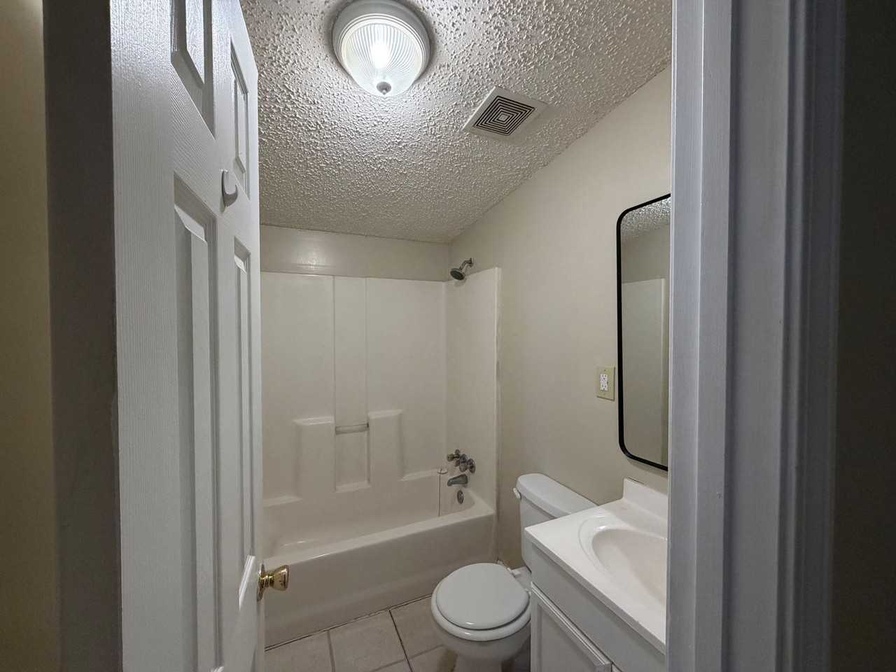 109 Wayside St - Photo 7 of 10