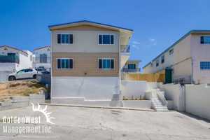 featured image of 3211 Euclid Ave #B