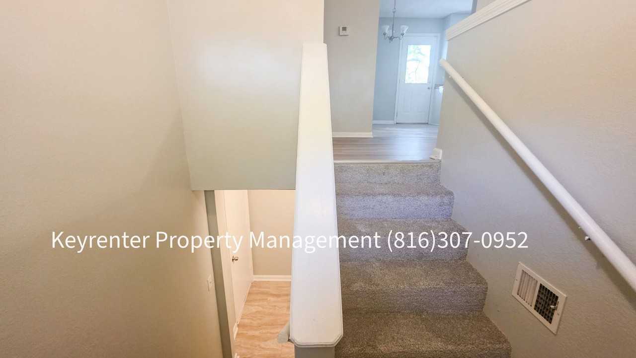 1407 Se 19th St - Photo 4 of 29