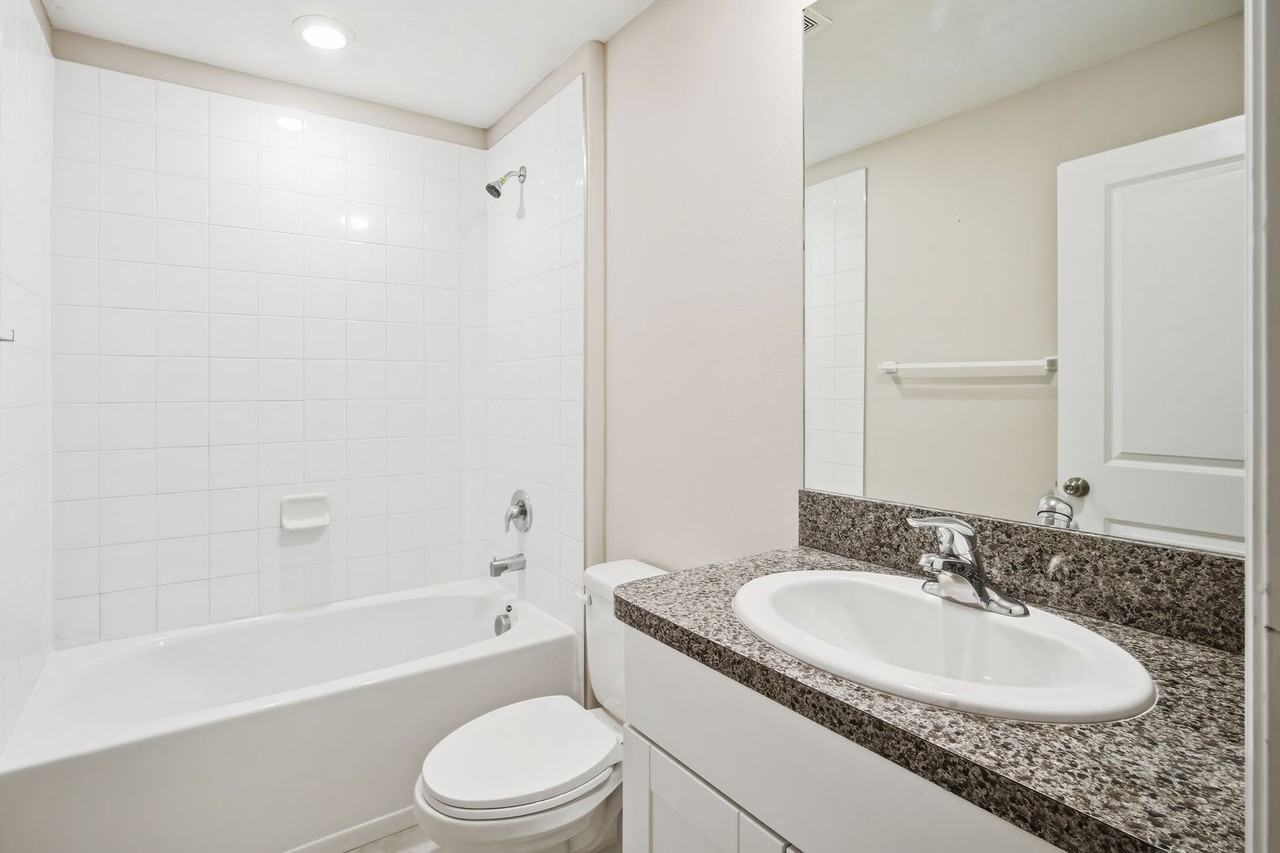 1882 Silver Star Pl - Photo 6 of 26