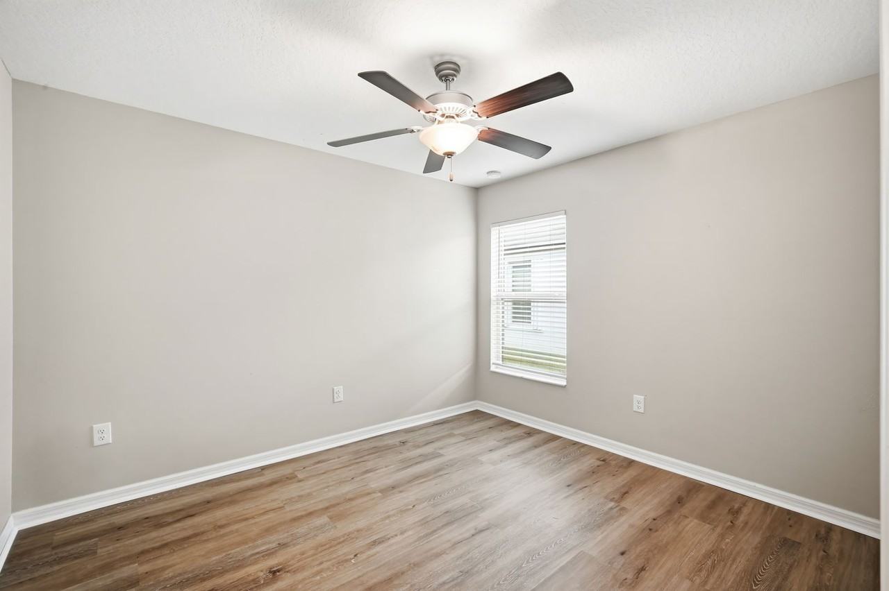 1882 Silver Star Pl - Photo 7 of 26