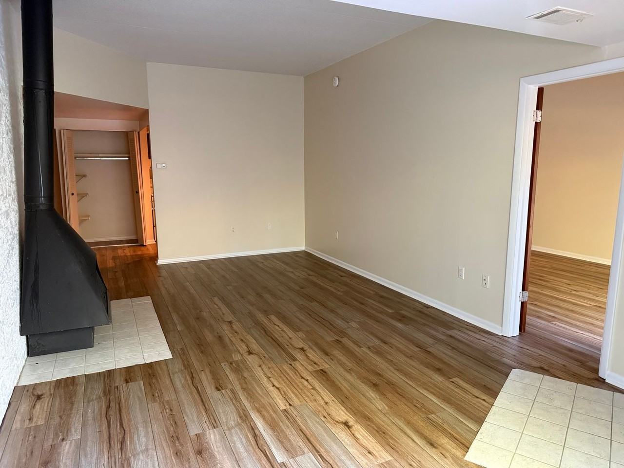 803 Stratford Dr - Photo 7 of 14