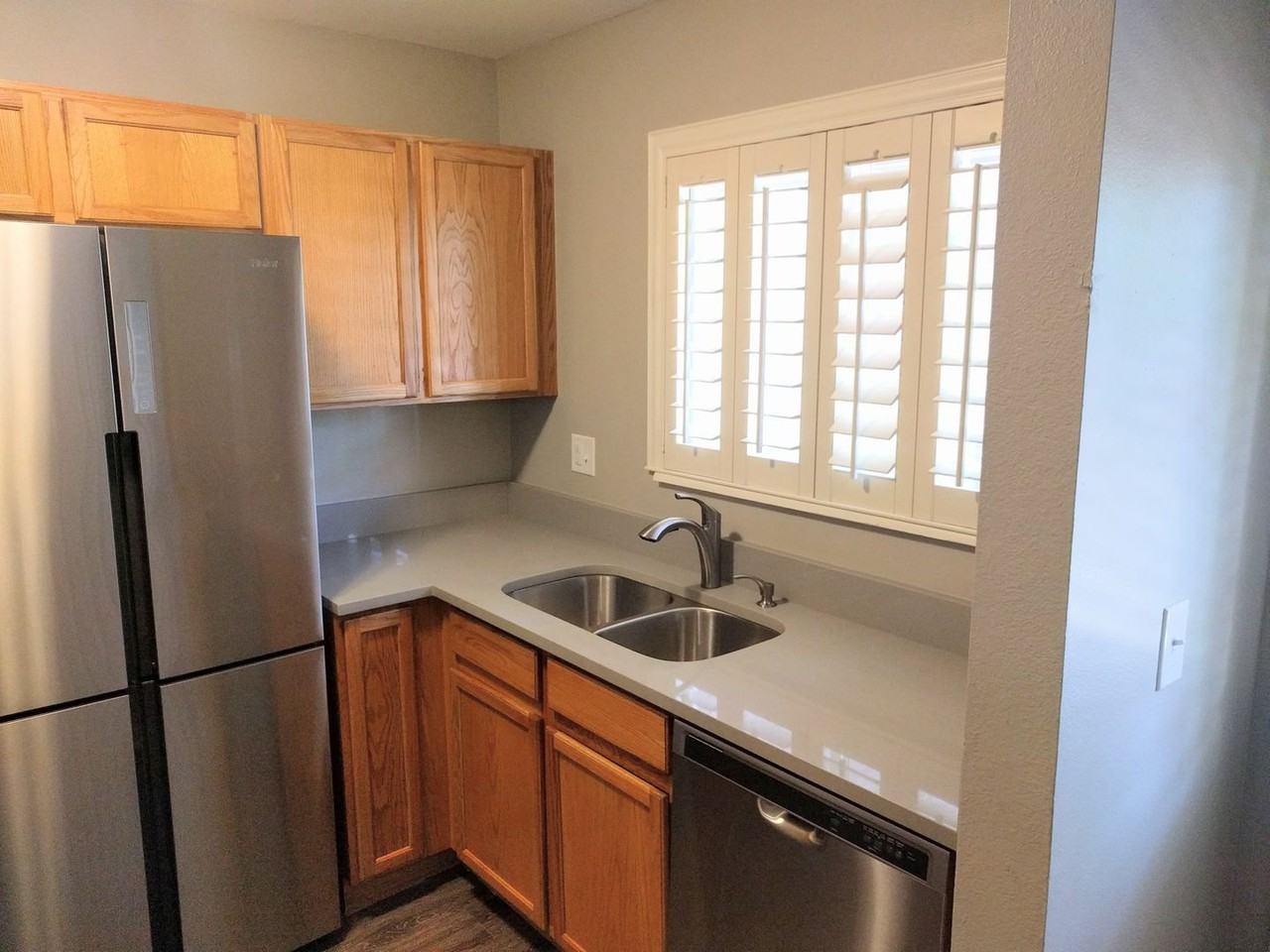 2276 S Pitkin Way #F - Photo 6 of 28