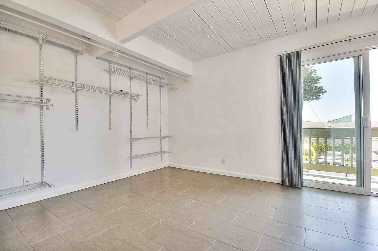 1020 El Embarcadero - Photo 7 of 33