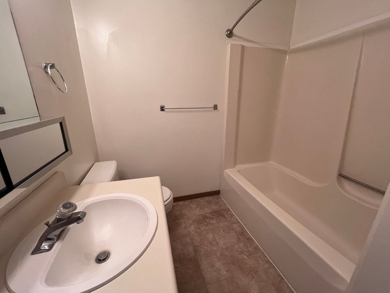 427 S Silverwood Ln #6 - Photo 7 of 12