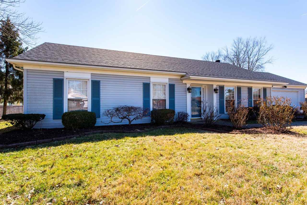 2402 Thelma Ct - Photo 3 of 30