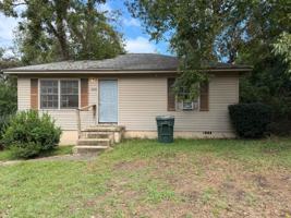 featured image of 1105 Barton Dr