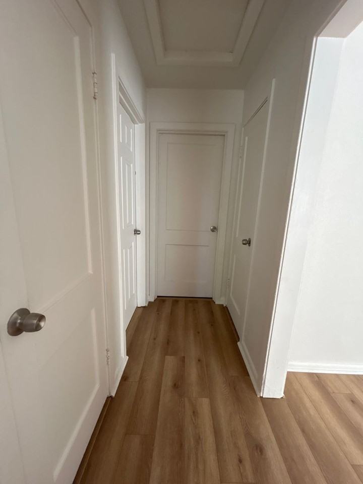 278 Beech St - Photo 6 of 11