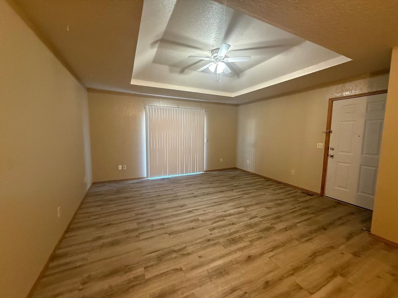 2862 S Meadowbrook Ave #1 - Photo 2 of 11