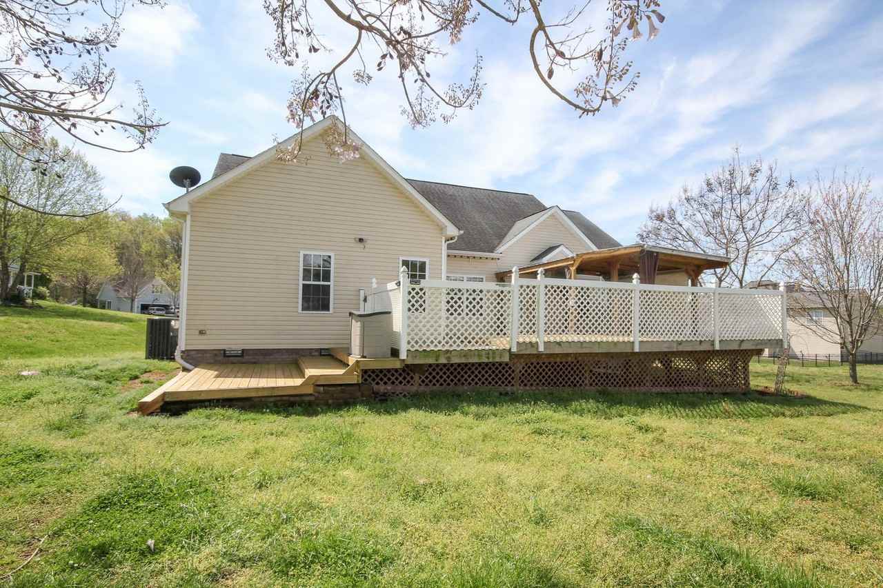 603 Lexington Dr - Photo 4 of 49