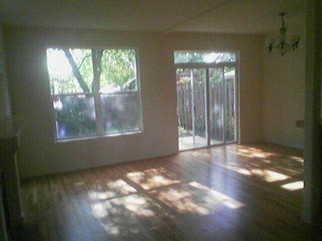 3711 Ne 8th Ave - Photo 3 of 12