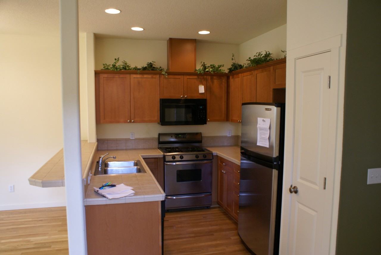 3711 Ne 8th Ave - Photo 4 of 12