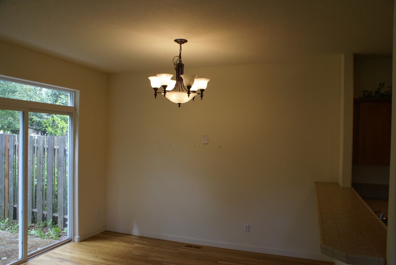 3711 Ne 8th Ave - Photo 5 of 12