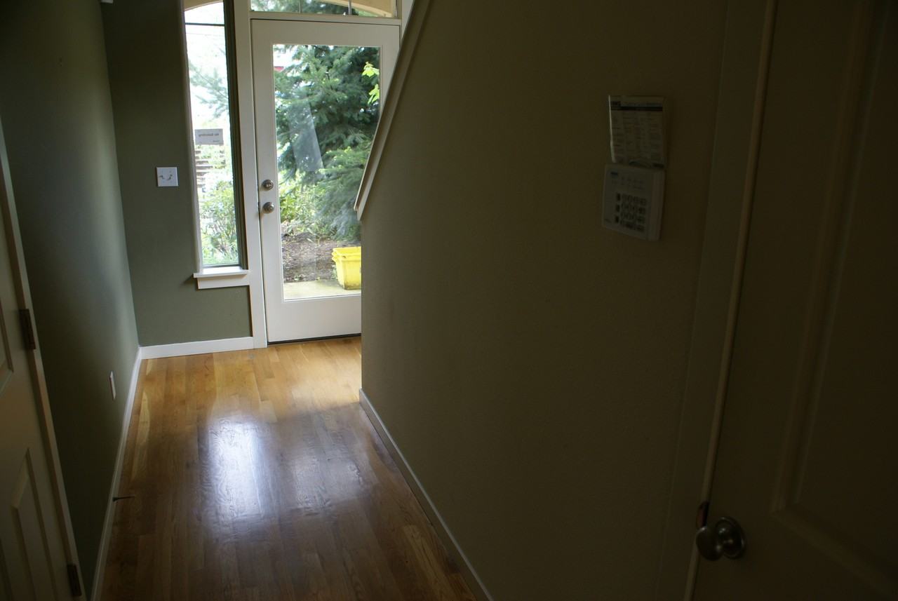 3711 Ne 8th Ave - Photo 6 of 12